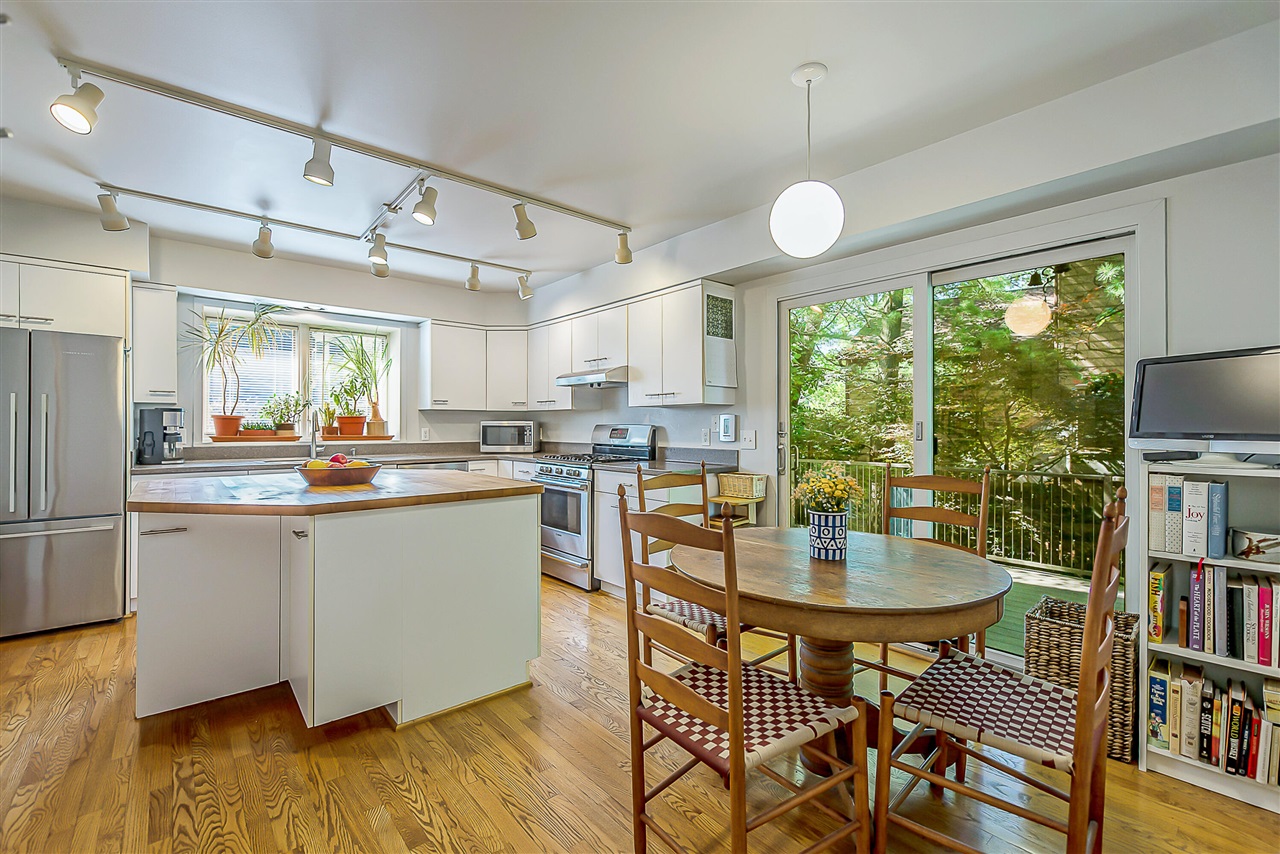 555 Glendale Circle
