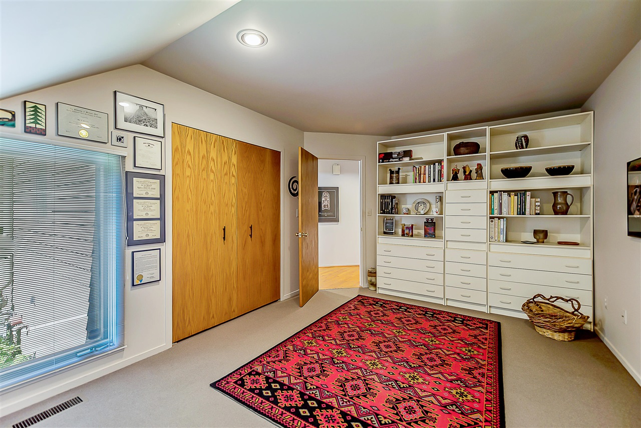 555 Glendale Circle