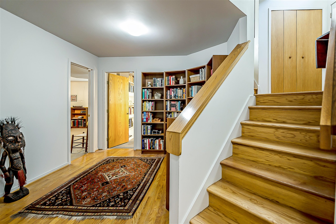 555 Glendale Circle