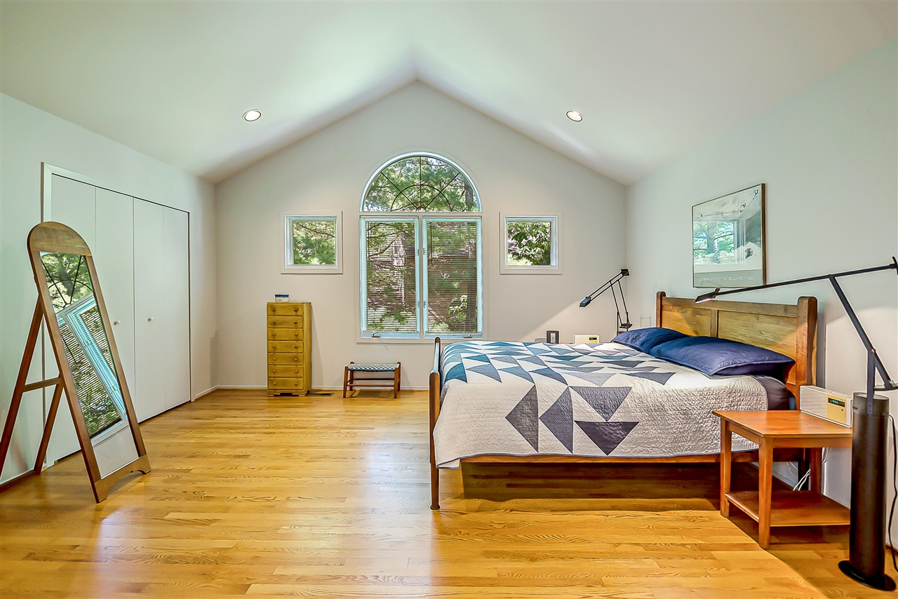 555 Glendale Circle