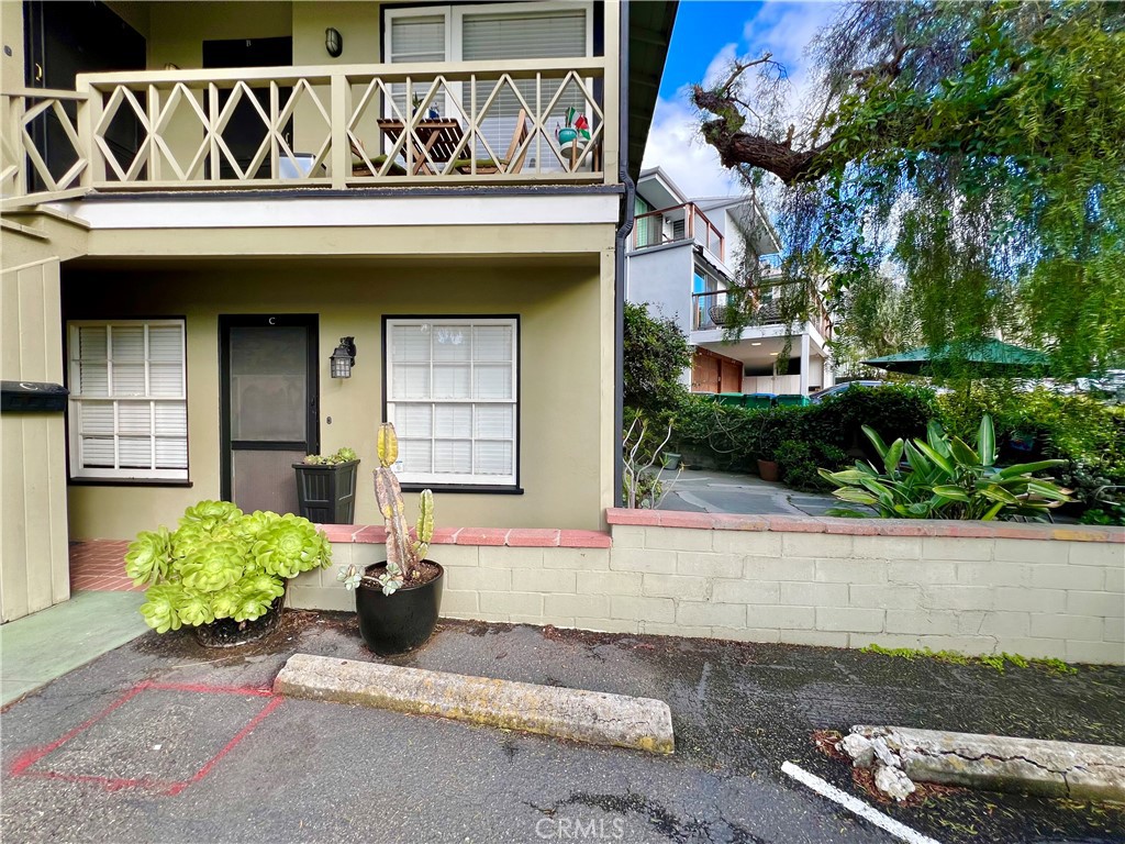 370 Loma Terrace C