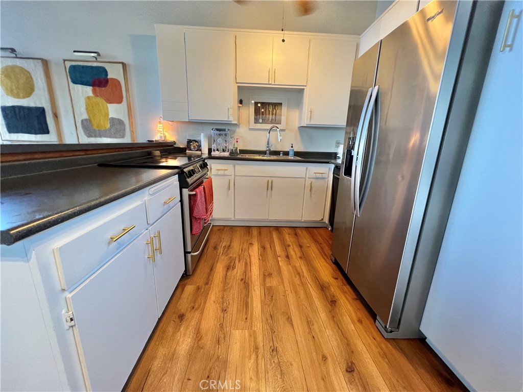 2101 Glenneyre Street C