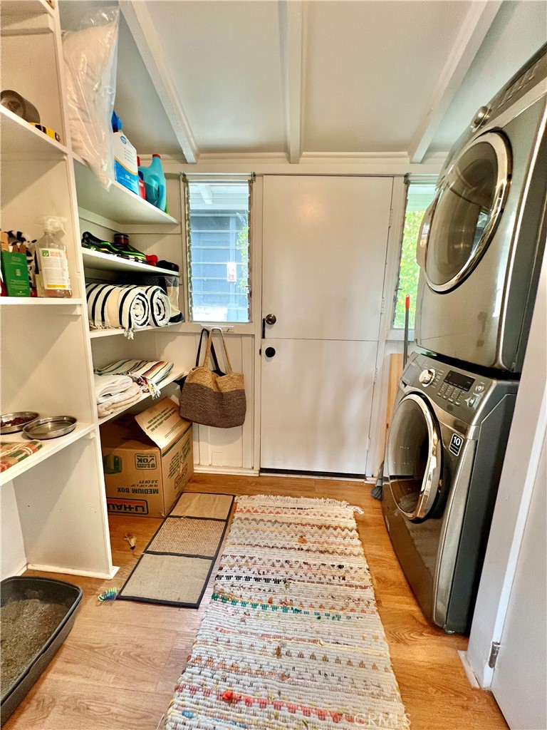 2101 Glenneyre Street F