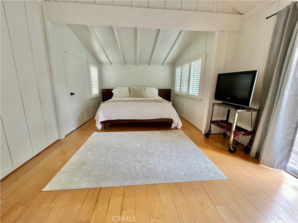 2101 Glenneyre Street F