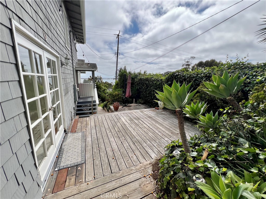 2260 Glenneyre Street