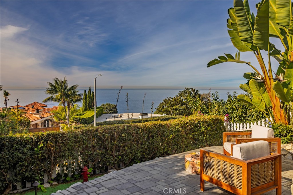 32146 Coast Hwy