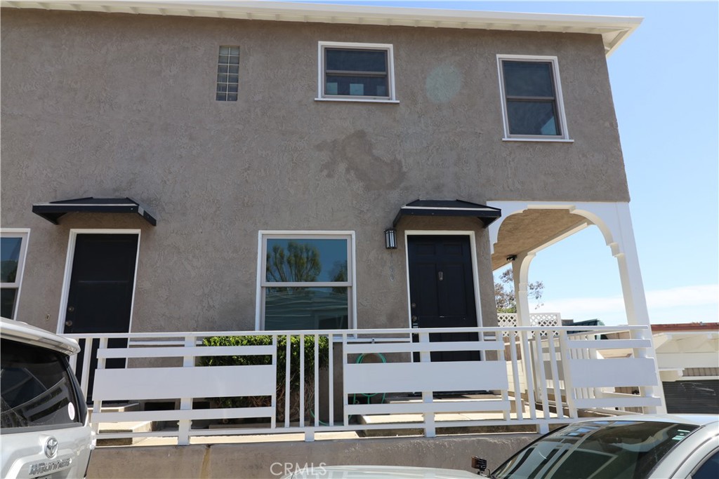 1192 N Coast