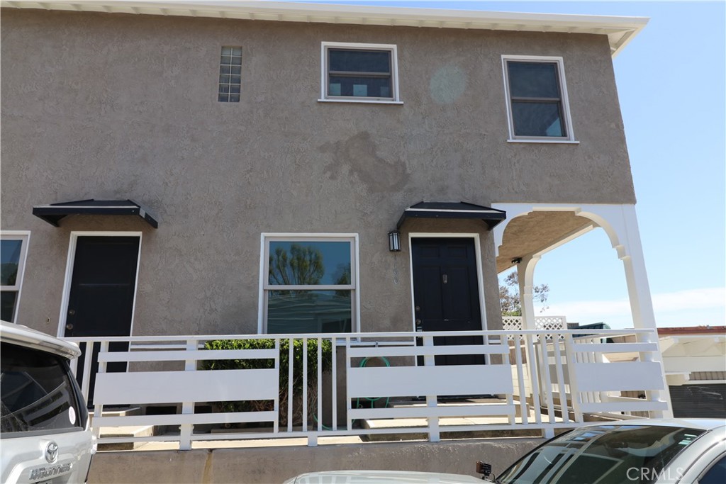 1192 N Coast