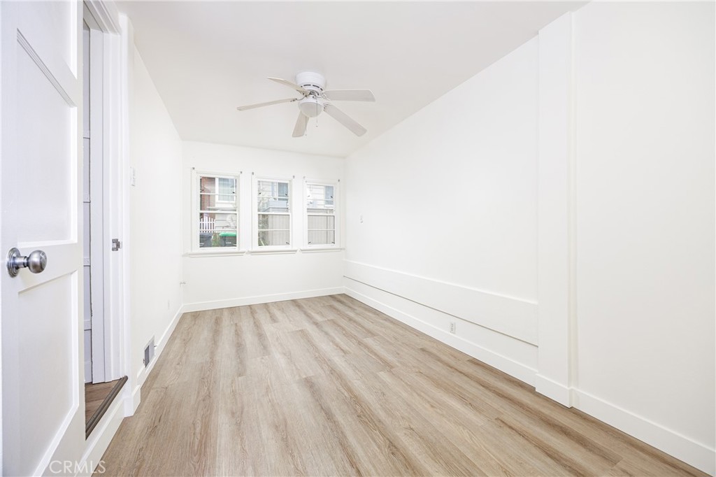 1192 N Coast