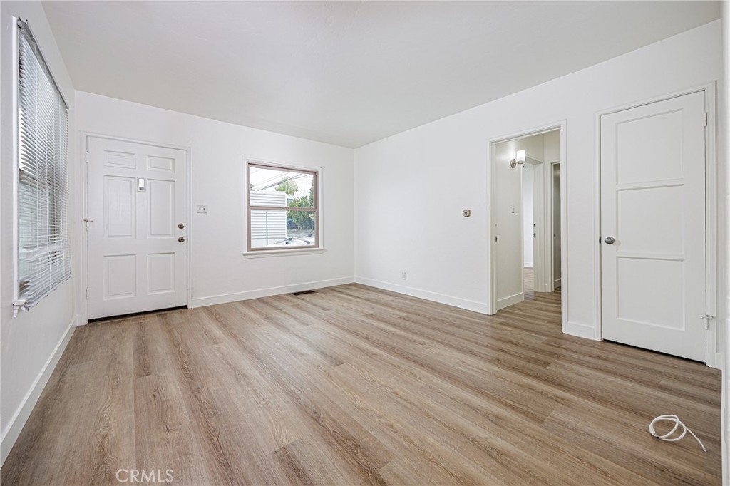 1192 N Coast