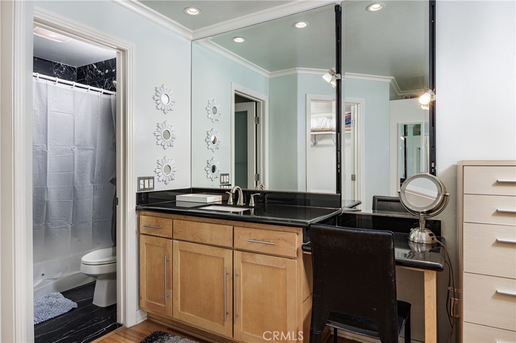 48 Corniche Drive A