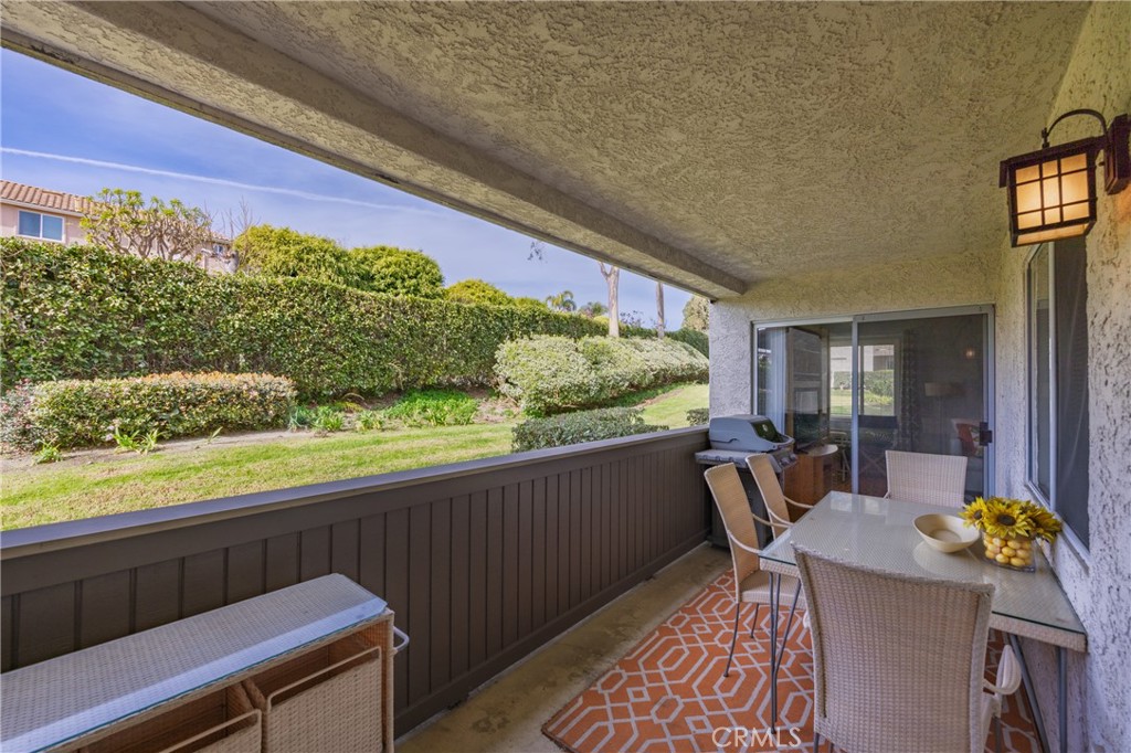 48 Corniche Drive A