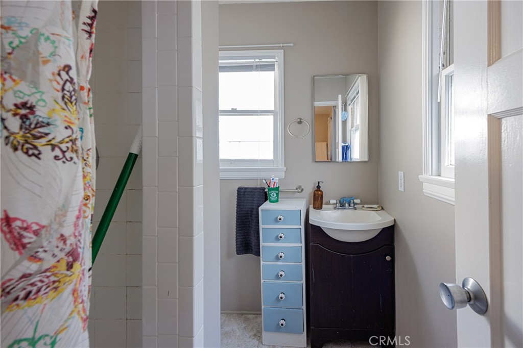 370 B Loma Terrace #B