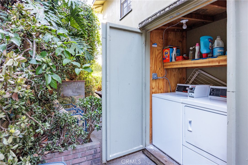 370 B Loma Terrace #B