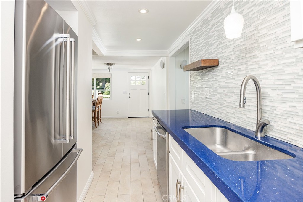 2260 Crestview Drive A