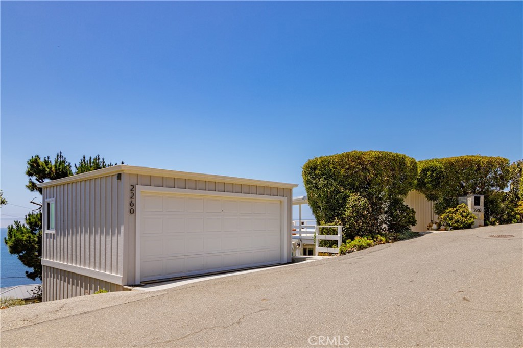 2260 Crestview Drive A