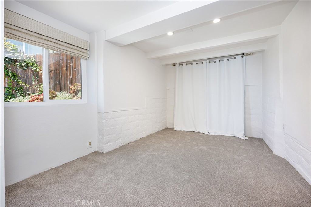 2260 Crestview Drive A