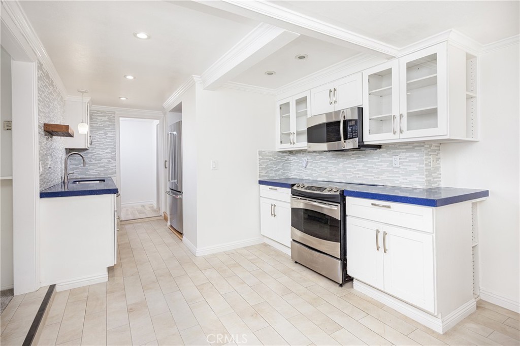 2260 Crestview Drive A