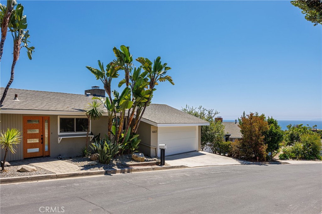 1007 Flamingo Road