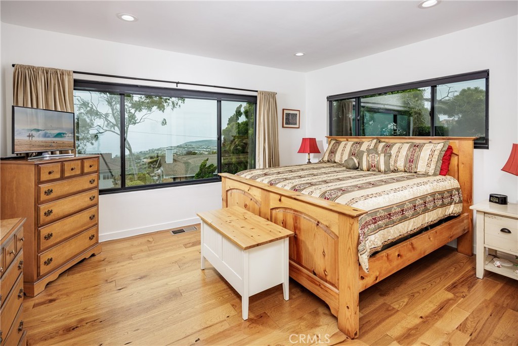 2860 Zell Drive