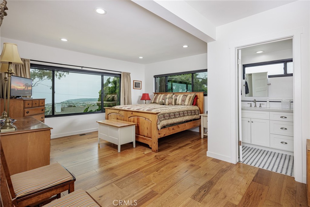 2860 Zell Drive