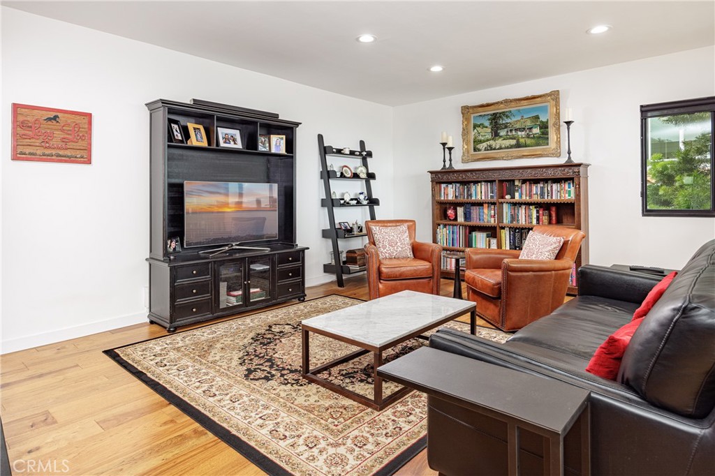 2860 Zell Drive