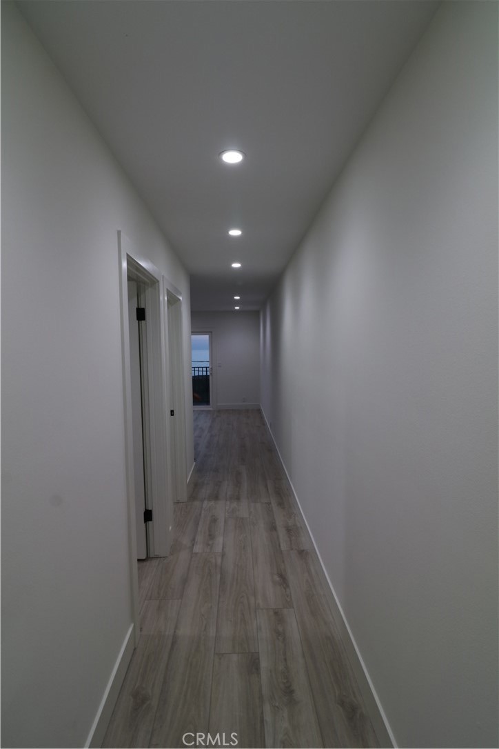 1027 N Coast 6