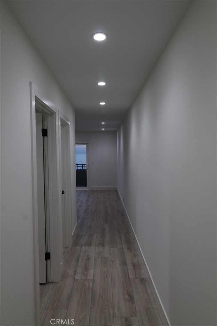 1027 N Coast 6