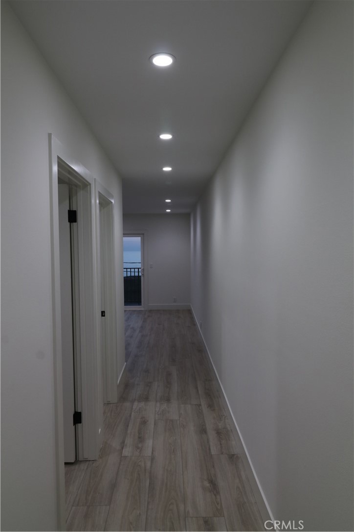 1027 N Coast 6