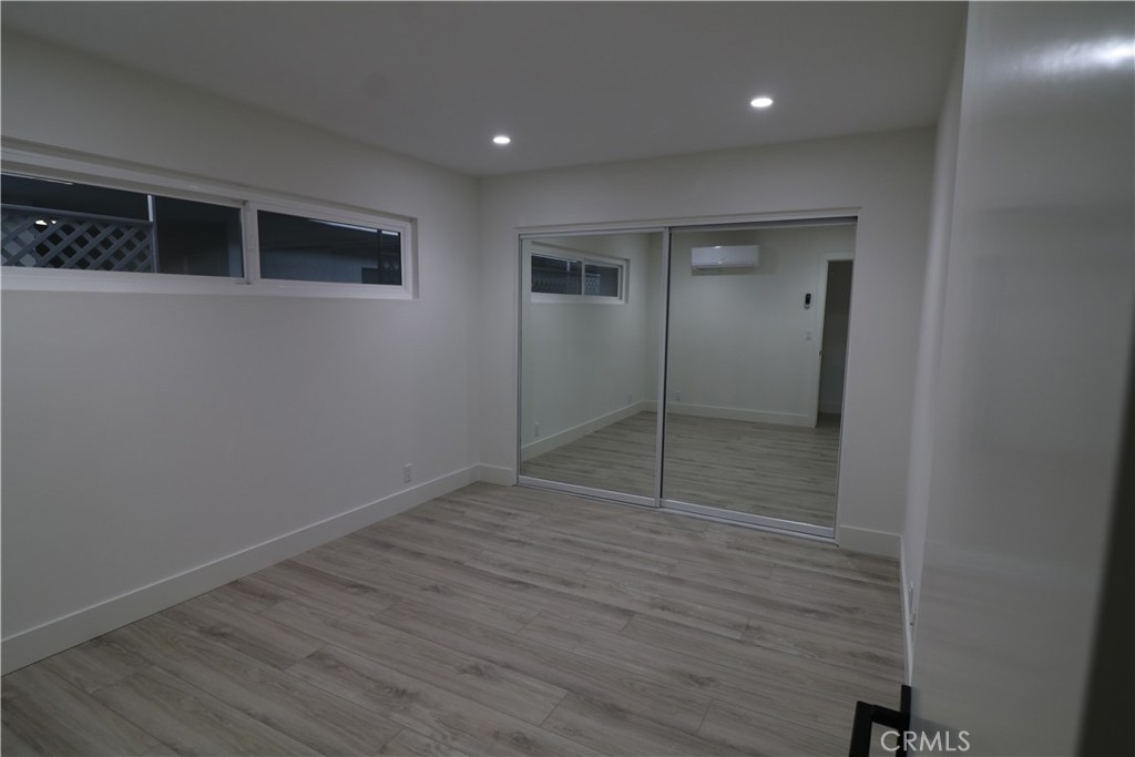1027 N Coast 6