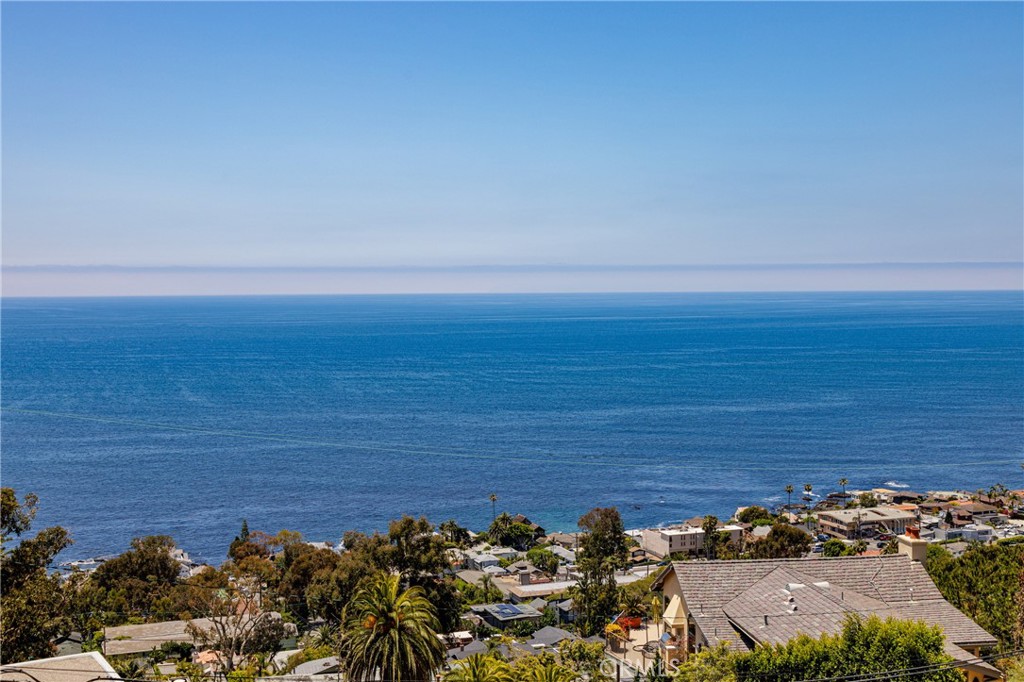 2260 Crestview Drive B