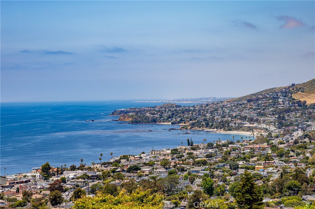 2260 Crestview Drive B