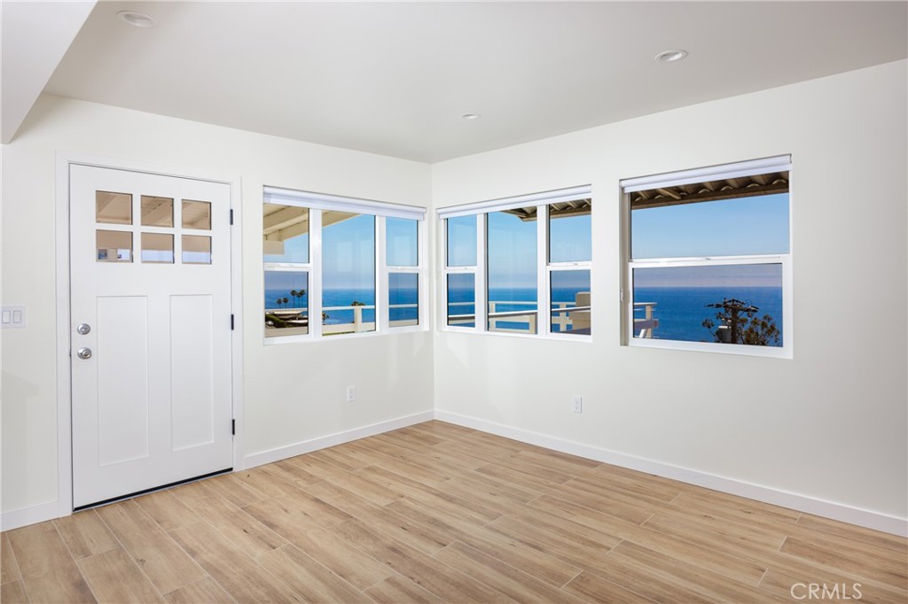 2260 Crestview Drive B