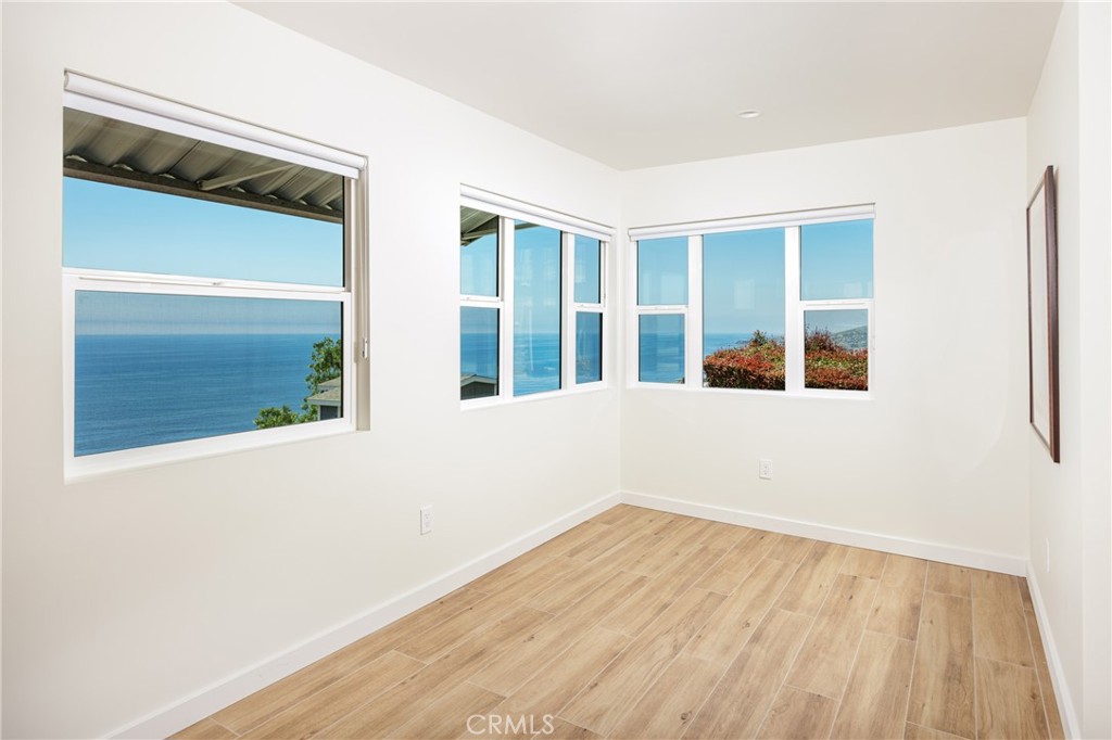 2260 Crestview Drive B