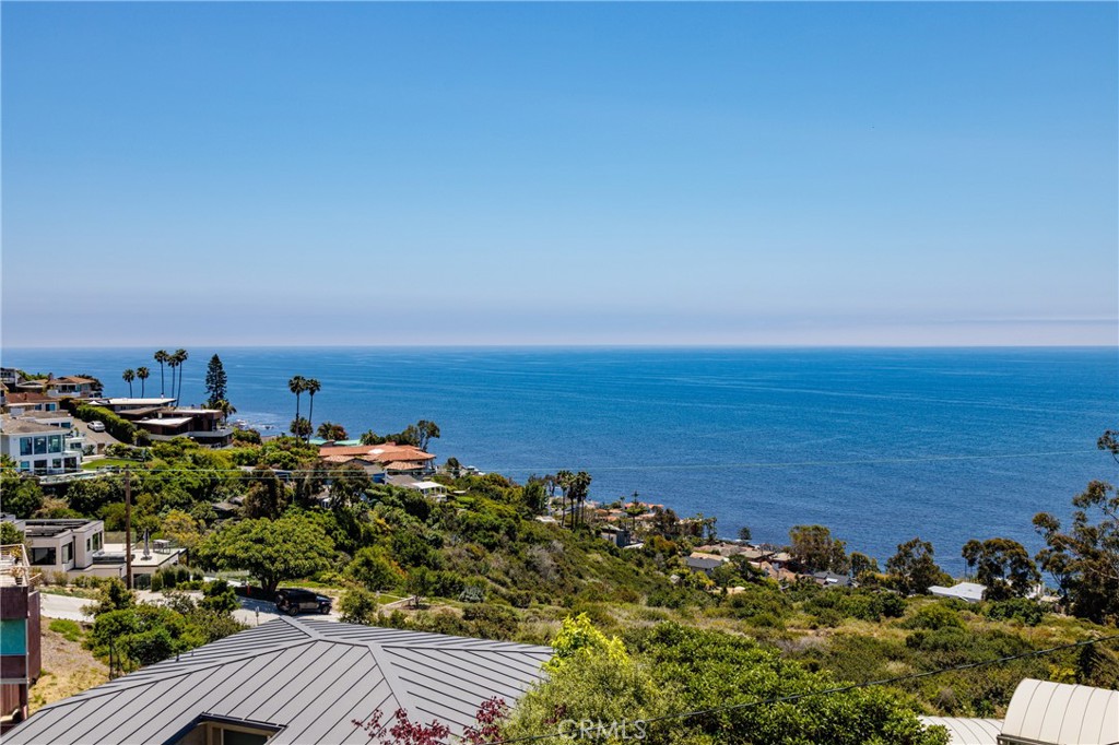 2260 Crestview Drive B