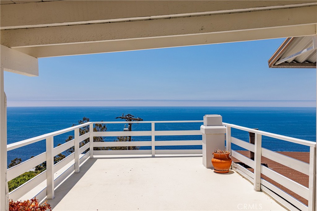 2260 Crestview Drive B