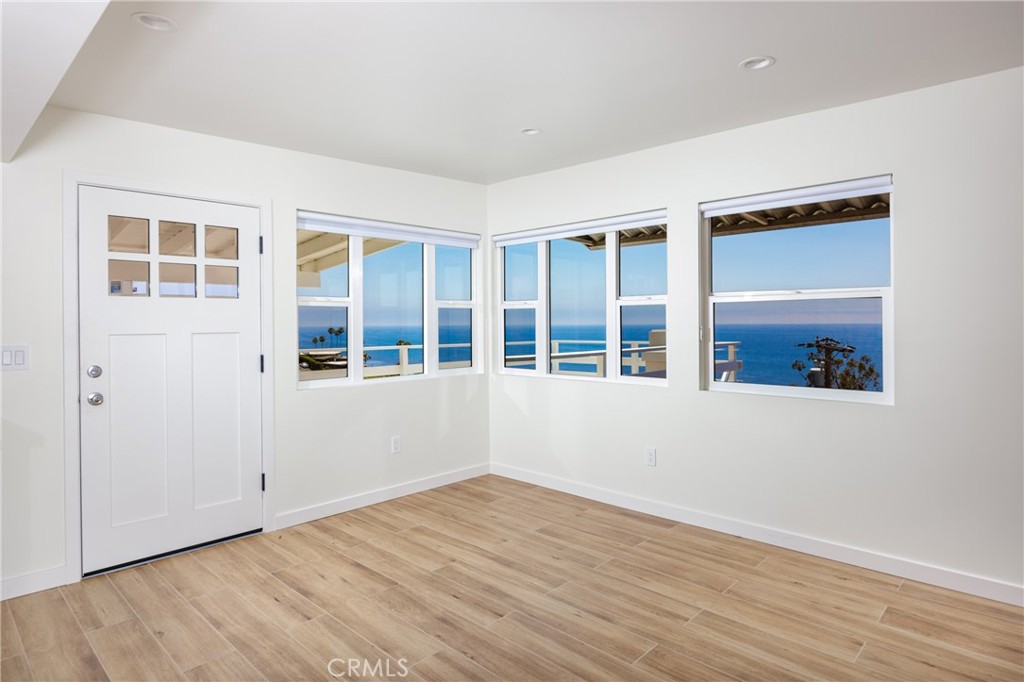 2260 Crestview Drive B