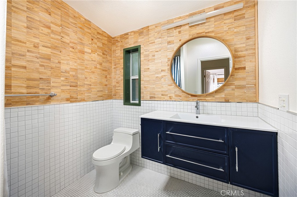 30802 D-16 South Coast Highway