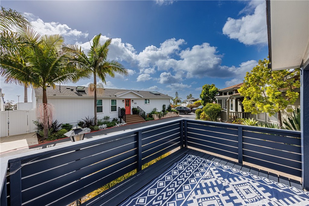 30802 D-16 South Coast Highway