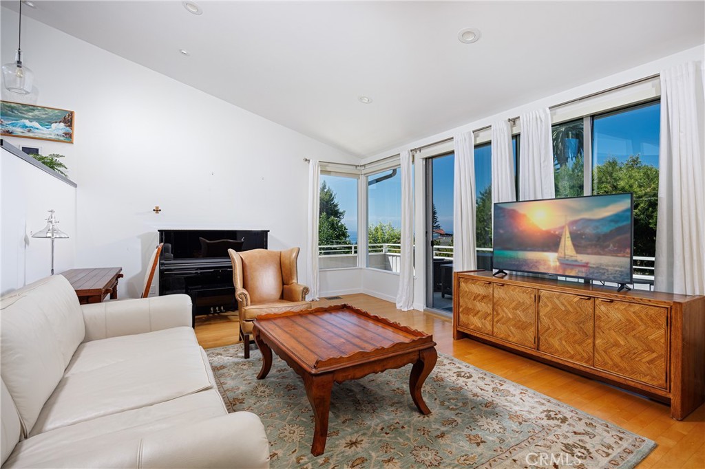 647 Virginia Park