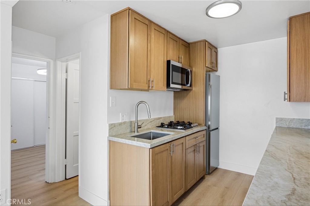 210 Cypress