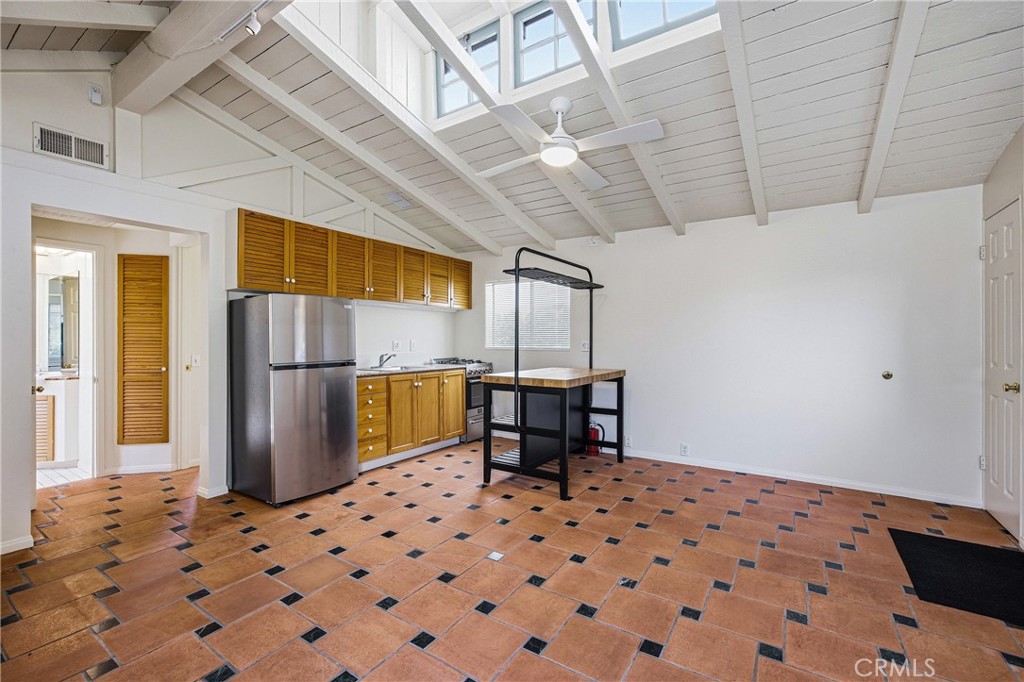951 Glenneyre