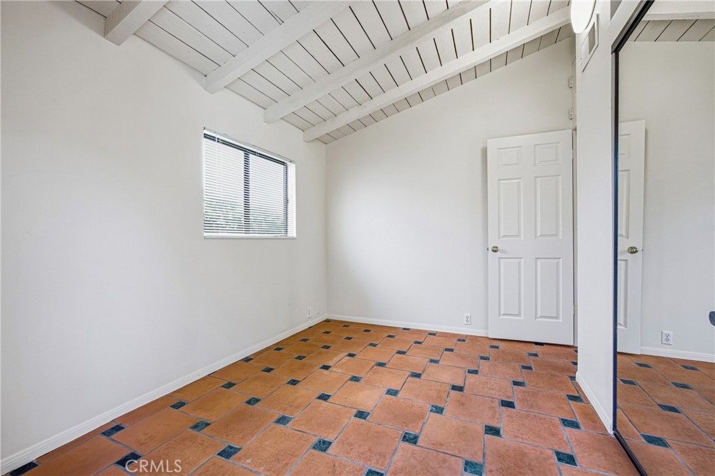 951 Glenneyre