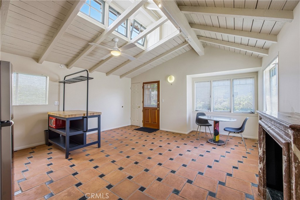 951 Glenneyre