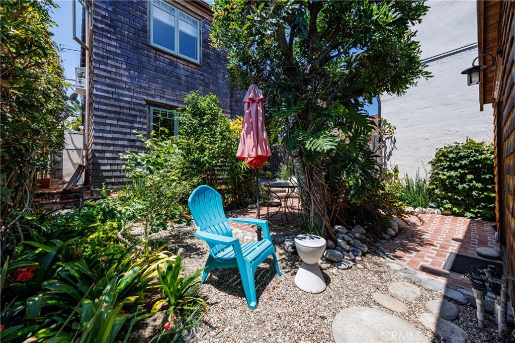951 Glenneyre