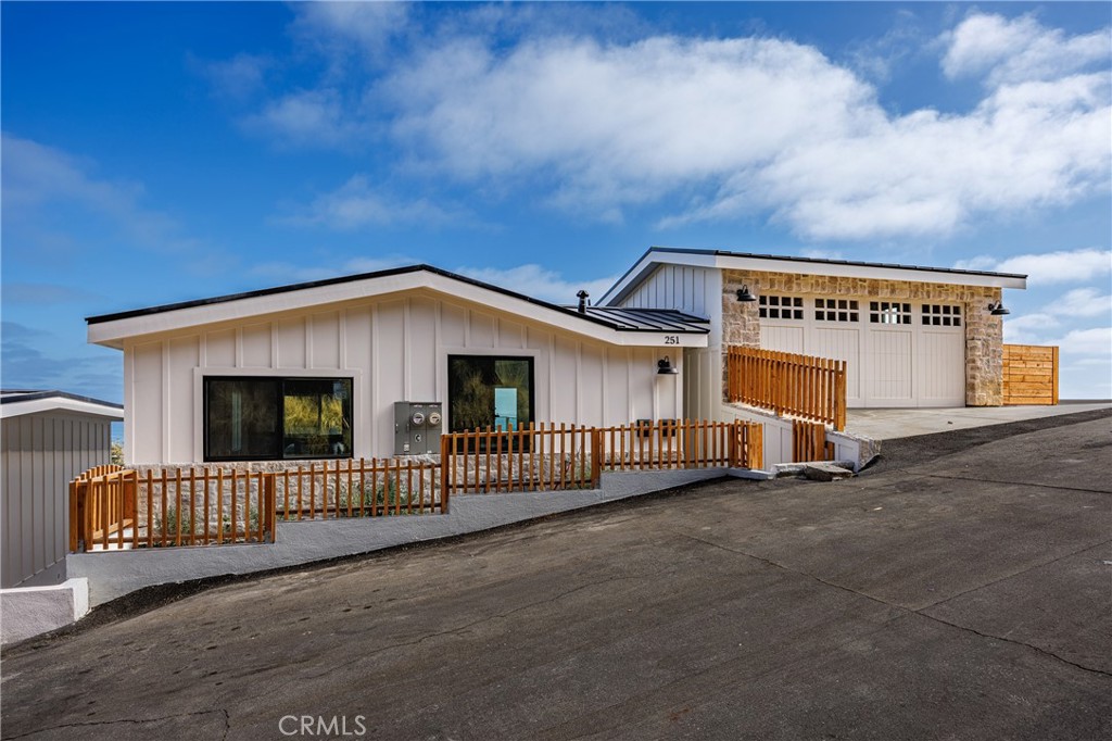 251 Highland