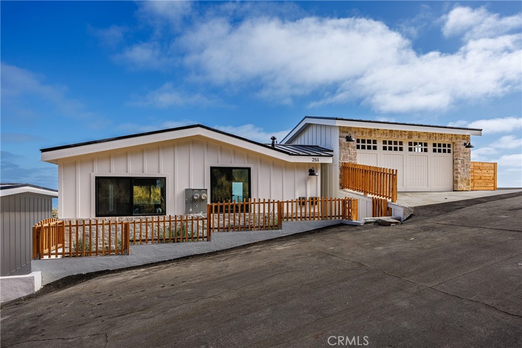 251 Highland