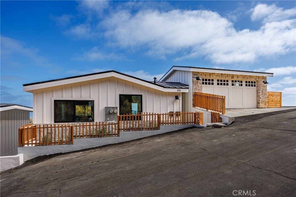 251 Highland