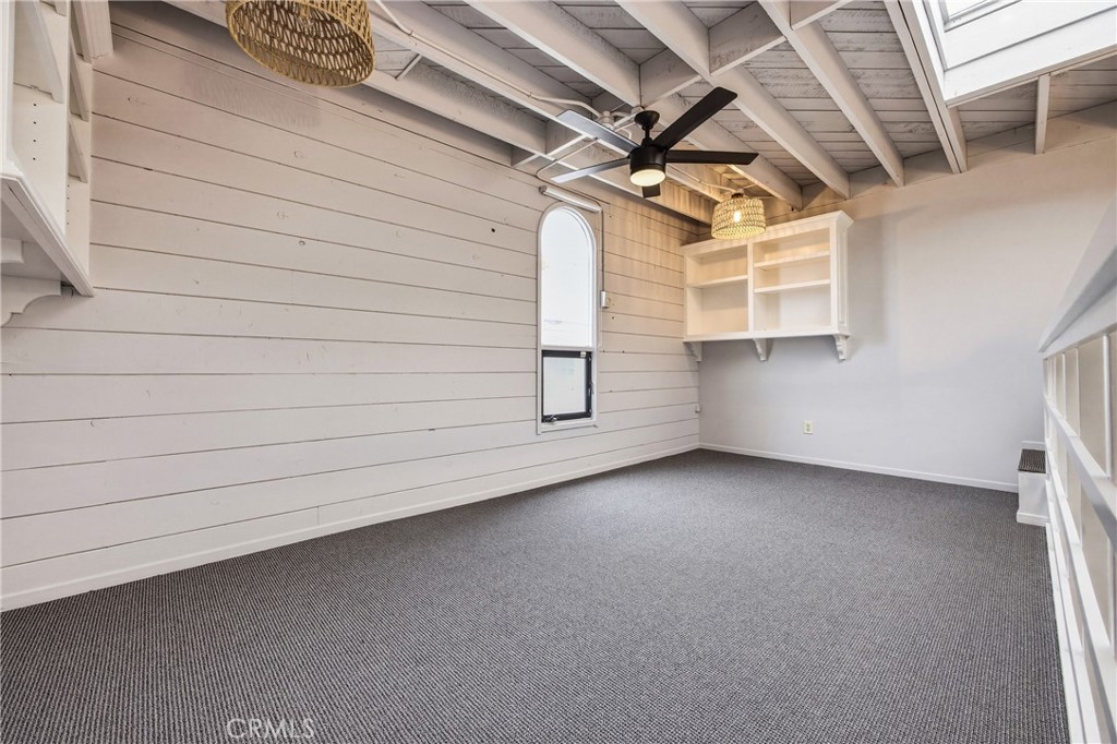 1435 Glenneyre