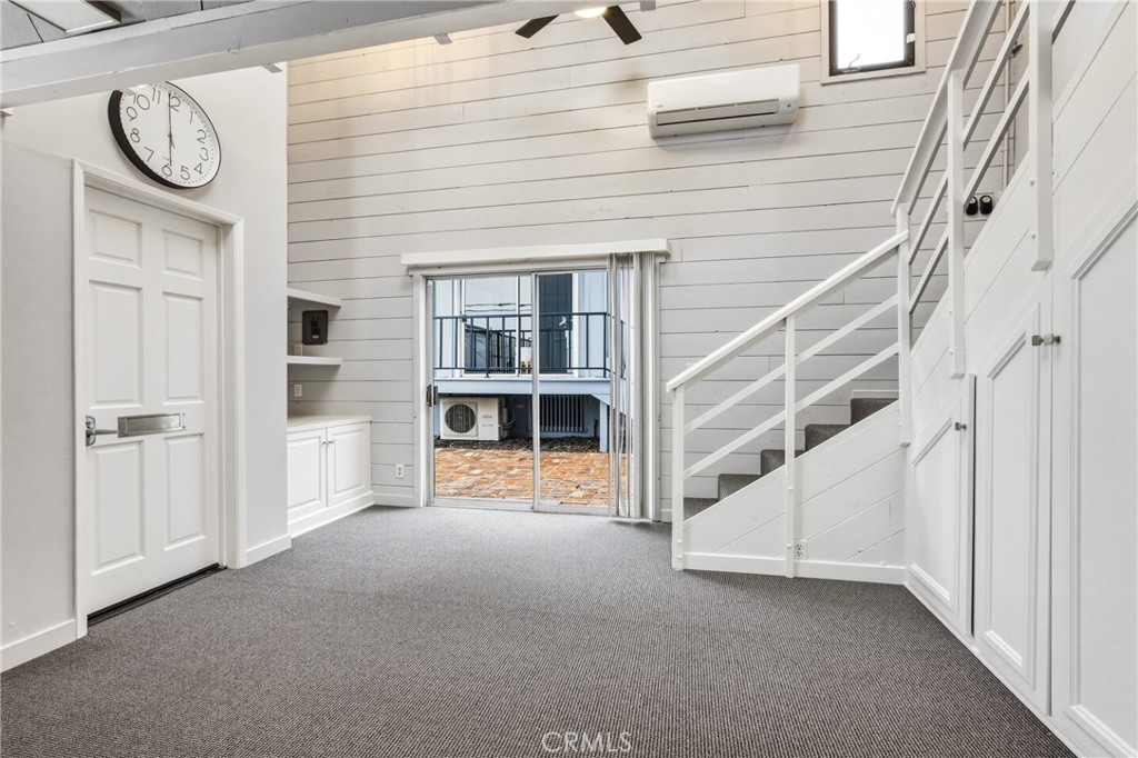 1435 Glenneyre